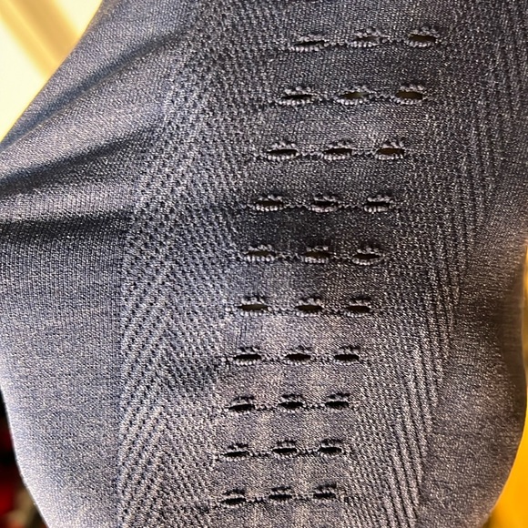 FABLETICS NWT sync seamless washed deep navy - Picture 2 of 8